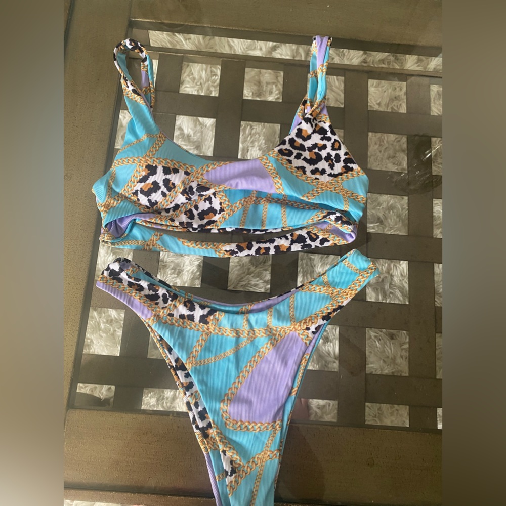 Shein bikini - Picture 6 of 7